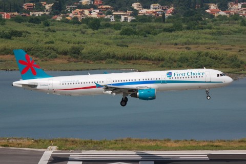 G-OOAE - A321-211 - First Choice Airways - CFU - 25-06-2007b