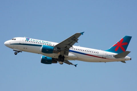 G-OOAW - A320-214 - First Choice Airways - CFU - 25-06-2007b