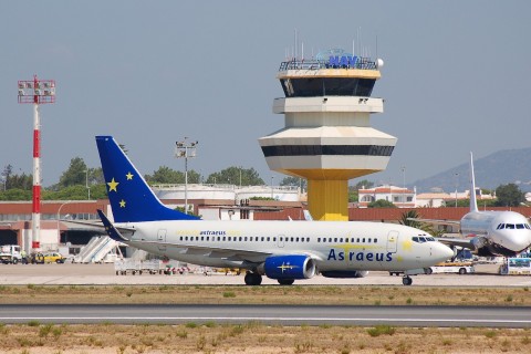 G-STRF - 737-76N(WL) - Astraeus Airlines - FAO - 30-08-2007b