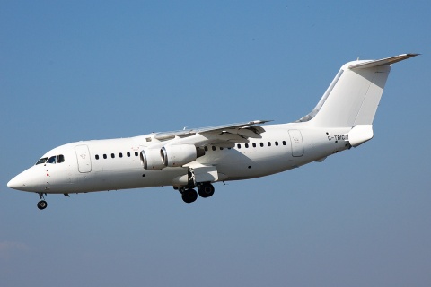 G-TBIC - BAe 146-200 - Flightline - FAO - 02-09-2007