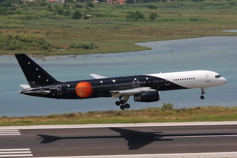 G-ZAPX - 757-256 - Titan Airways - CFU - 25-06-2007