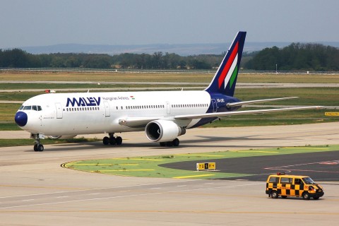 HA-LHC - 767-306(ER) - Malev Hungarian Airlines - BUD - 28-08-2007