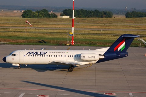 HA-LMC - Fokker 70 - Malev Hungarian Airlines - BUD - 28-08-2007