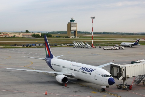 HA-LOK - 737-8Q8 - Malev Hungarian Airlines - BUD - 03-05-2007