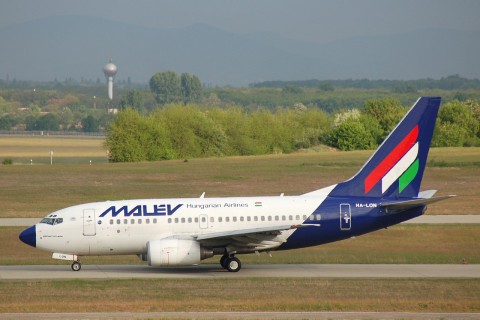 HA-LON - 737-6Q8 - Malev Hungarian Airlines - BUD - 03-05-2007
