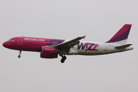 HA-LPF - A320-233 - Wizz Air - STN - 01-10-2007