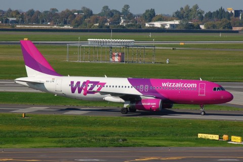 HA-LPK - A320-232 - Wizz Air - WAW - 20-09-2007c