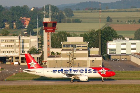 HB-IHY - A320-214 - Edelweiss Air - ZRH - 24-05-2007b