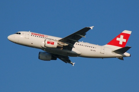 HB-IPS - A319-112 - Swiss - ZRH - 24-05-2007