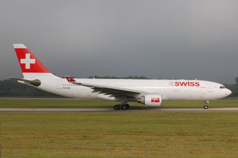 HB-IQH - A330-223 - Swiss - GVA - 02-10-2007