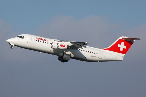 HB-IXW - RJ100 - Swiss - BRU - 11-03-2007