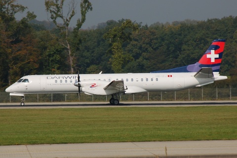 HB-IZJ - Saab 2000 - Darwin Airline - GVA - 02-10-2007