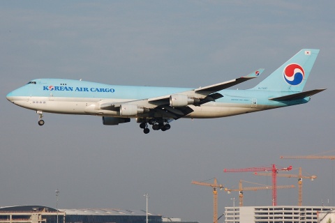 HL7497 - 747-4B5F - Korean Air Lines - VIE - 09-08-2007b