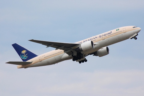 HZ-AKI - 777-268(ER) - Saudi Arabian Airlines - VIE - 08-08-2007