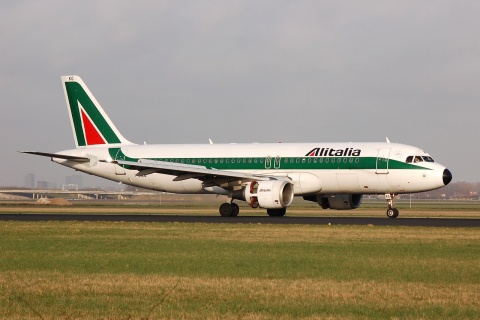 I-BIKG - A320-214 - Alitalia - AMS - 10-03-2007