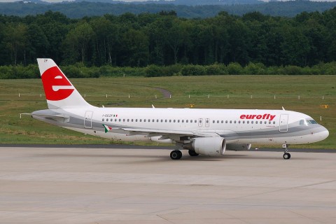 I-EEZF - A320-214 - Eurofly - CGN - 18-05-2007