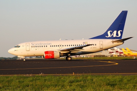 LN-RPZ - 737-683 - SAS Scandinavian Airlines - BRU - 01-05-2007