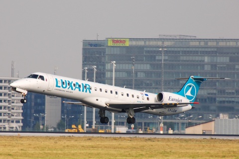 LX-LGW - ERJ-145LU - Luxair - VIE - 09-08-2007