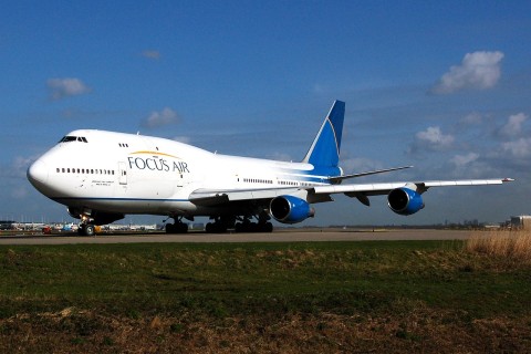 N-354FC - 747-300SF - Focus Air - AMS - 10-03-2007b