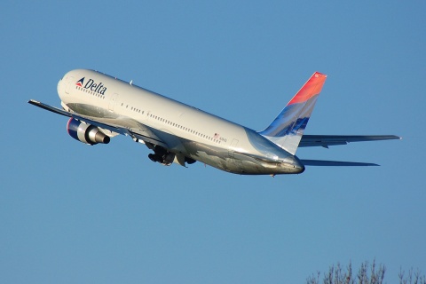 N-394DL - 767-324(ER) - Delta Air Lines - BRU - 14-01-2007b