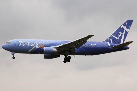 N260MY - 767-205 - Maxjet Airways - STN - 01-10-2007