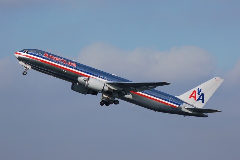 N385AM - 767-323(ER) - American Airlines - BRU - 11-03-2007b