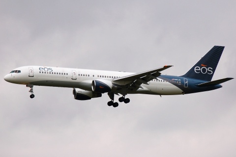 N401JS - 757-2Q8 - EOS Airlines - STN - 01-10-2007