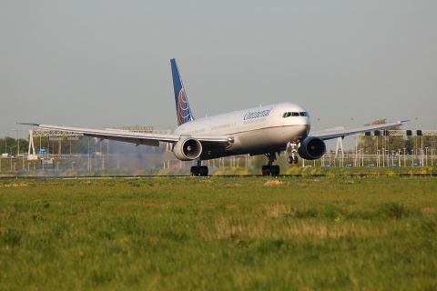 N622CO - B767-324(ER) - Continental Airlines - AMS - 21-04-2007