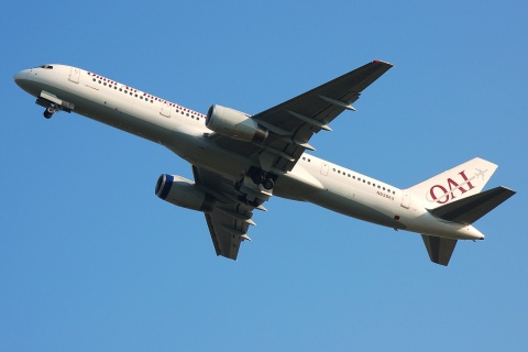 N639AX - 757-28A - Omni Air International - AMS - 12-08-2007