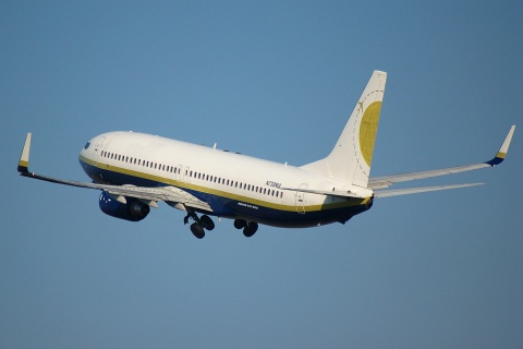 N738MA - 737-8Q8(WL) - Miami Air International - AMS - 12-08-2007
