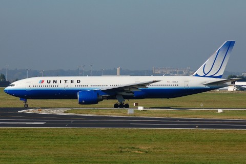 N774UA - 777-222 - United Airlines - BRU - 06-10-2007