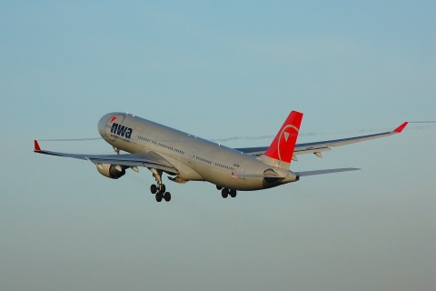 N807NW - A330-323 - Northwest Airlines - AMS - 10-03-2007