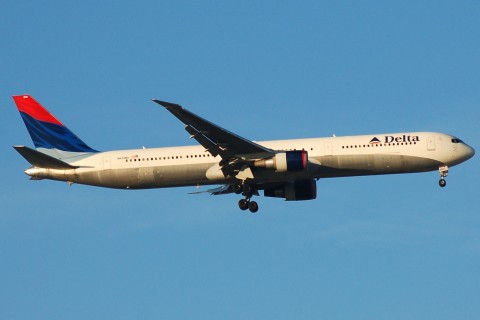 N835MH - 767-432(ER) - Delta Air Lines - MAD - 09-10-2007
