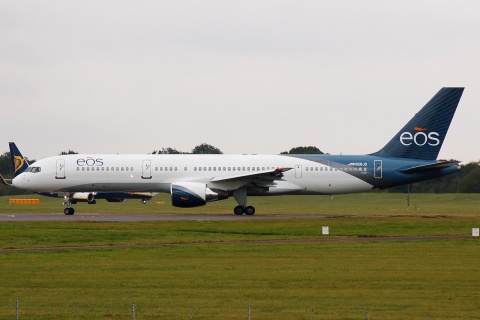 N926JS - 757-2Q8 - EOS Airlines - STN - 01-10-2007