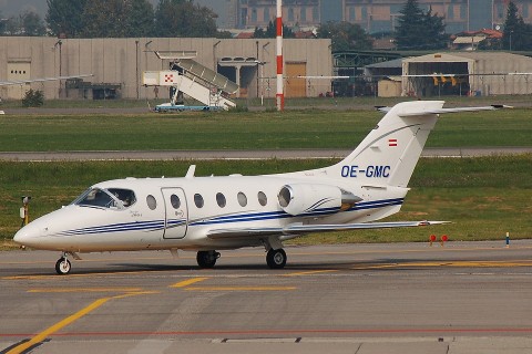 OE-GMC - Beech 400A - IJM International Jet Management - BGY - 25-09-2007