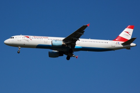OE-LBE - A321-211 - Austrian Airlines - VIE - 10-08-2007