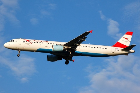 OE-LBF - A321-211 - Austrian Airlines - VIE - 10-08-2007