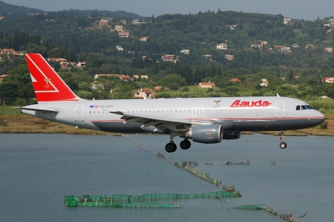 OE-LBQ - A320-214 - Lauda Air - CFU - 26-06-2007
