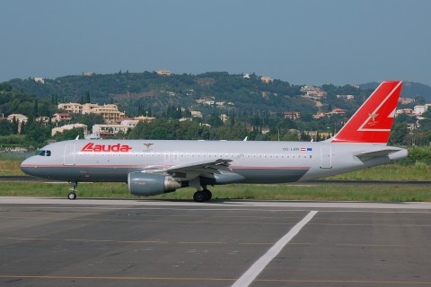 OE-LBR - A320-214 - Lauda Air - CFU - 23-06-2007