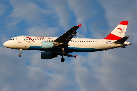 OE-LBU - A320-214 - Austrian Airlines - VIE - 10-08-2007