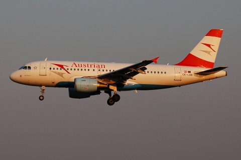 OE-LDB - A319-112 - Austrian Airlines - BRU - 27-03-2007