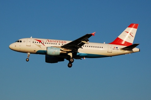 OE-LDE - A319-112 - Austrian Airlines - BRU - 20-04-2007