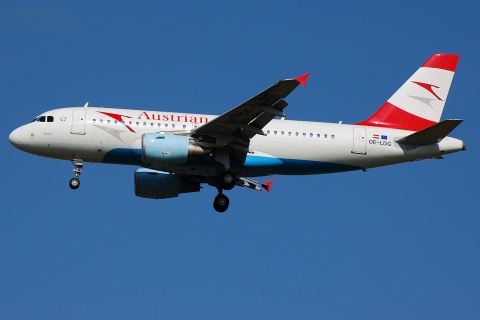 OE-LDG - A319-112 - Austrian Airlines - VIE - 10-08-2007