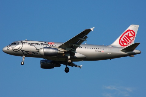 OE-LEK - A319-112 - Niki - VIE - 10-08-2007