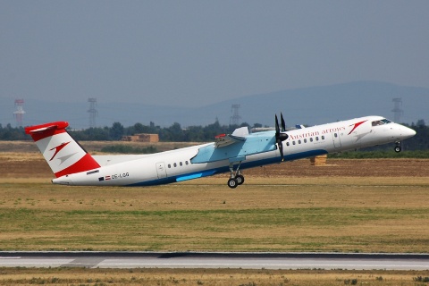 OE-LGG - DHC-8-402 - Austrian Arrows - VIE - 08-08-2007