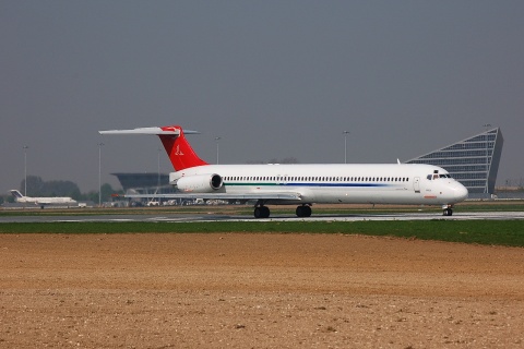 OE-LMH - MD-83 - MAP Jet - LIL - 16-04-2007b