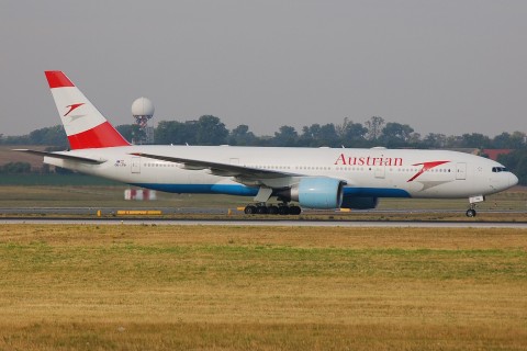 OE-LPB - 777-2Z9(ER) - Austrian Airlines - VIE - 09-08-2007c