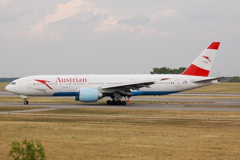 OE-LPC - 777-2Z9(ER) - Austrian Airlines - VIE - 08-08-2007