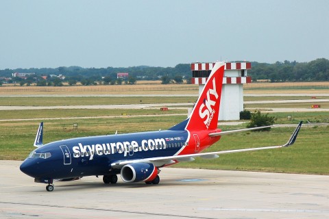 OM-NGB - 737-76N(WL) - SkyEurope Airlines - BTS - 10-08-2007