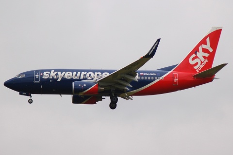 OM-NGH - 737-76N(WL) - SkyEurope Airlines - STN - 01-10-2007